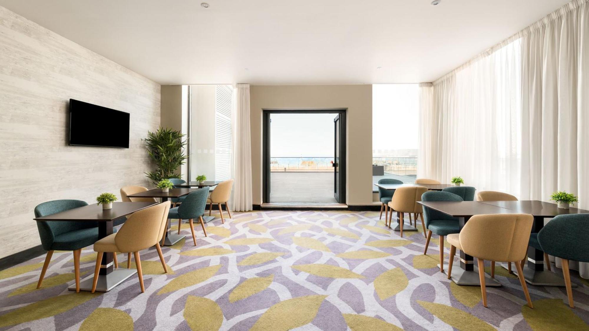 Hotel Seafront By Ihg Hove